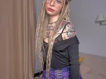 girl
        anabelmoons cam image #4179206