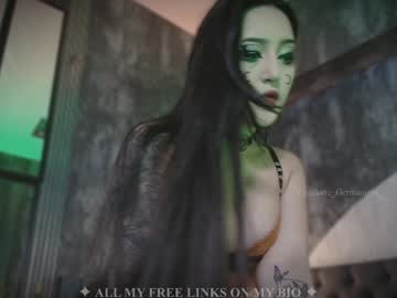 girl
        charlotte_germanotta_ cam image #4244131