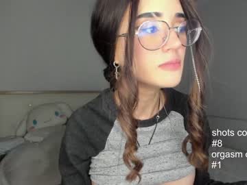 girl
        lonelly_lolly98 cam image #2565067