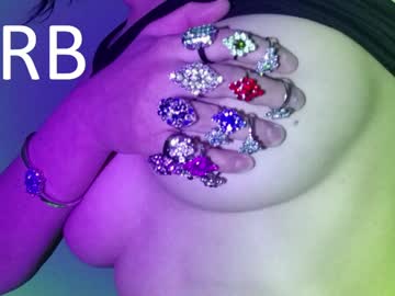 girl
        na__na cam image #3641391