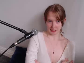 girl
        dominiquemystique cam image #2994812