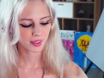 girl
        audreycarvin cam image #3460841