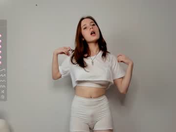 girl
        margarethowell cam image #1763229