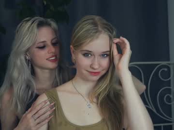 girl
        rexellagreaves cam image #3999267