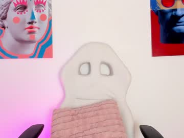 girl
        ariadna5 cam image #1197352
