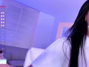girl
        sweet_littleee cam image #1307120