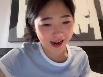 girl
        cozykorean cam image #4332570