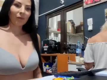 girl
        cheatinwife cam image #1952459