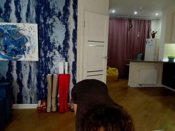 girl
        _eva_001 cam image #606014