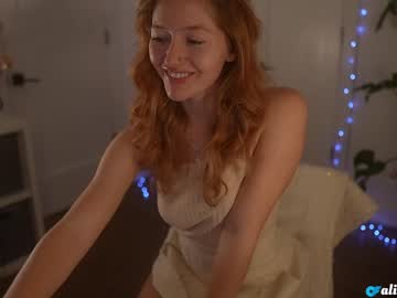 girl
        alisonrouge cam image #267992