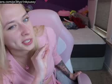 girl
        pr3ttyp1nkpussy cam image #2742202