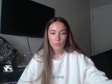 girl
        madelineprescott cam image #3475357