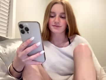girl
        kaybrookee cam image #742507
