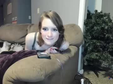 girl
        lenity_life cam image #2322326