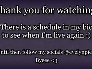 girl
        evelynpiers cam image #3120707