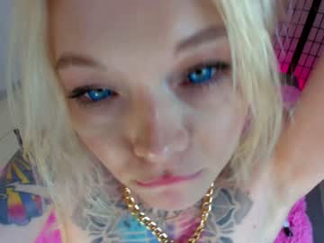 girl
        lovexxxpink cam image #1520433