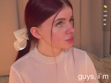 girl
        lovelinflow cam image #3404655