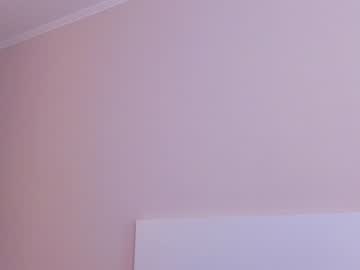 girl
        magic_couple13 cam image #2490300