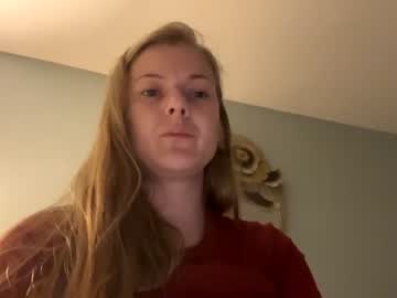 girl
        biigbb cam image #155031