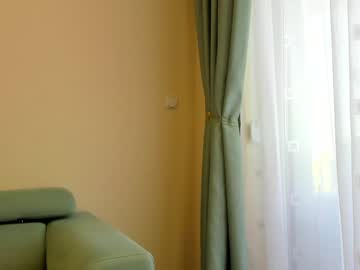 girl
        elaanna cam image #3122611