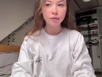 girl
        eternal_infinite cam image #2758886