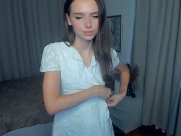 girl
        daisyfoulks cam image #3101777