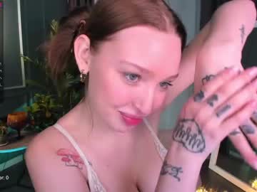 girl
        dinablush cam image #515624