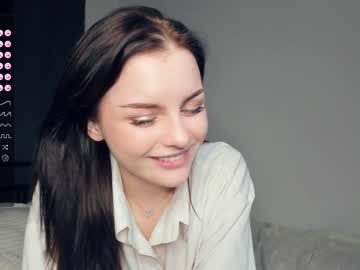 girl
        cute_caprice cam image #1837601