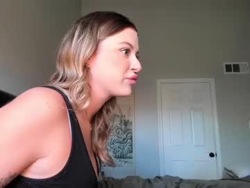 girl
        rileydepp cam image #2516390