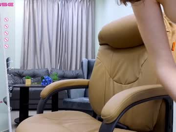 girl
        irish_blush_ cam image #1386140