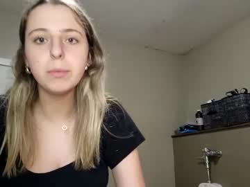 girl
        allylottyy cam image #2800169
