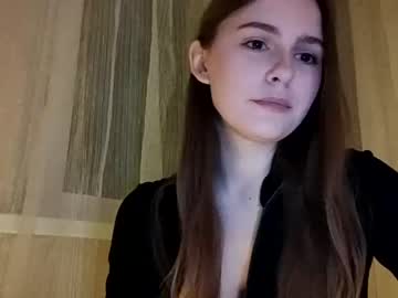 girl
        jennyjansen cam image #1621041
