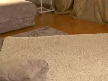 girl
        lynnalltop cam image #4263728