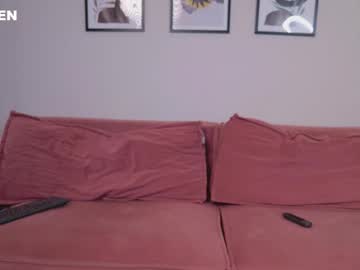 couple
        hlopushkahouse cam image #4417749