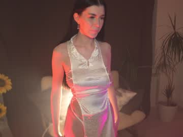 girl
        sophia_lean cam image #1052616