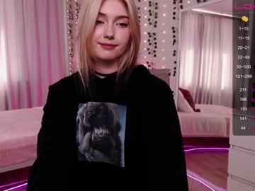 girl
        vonnalein cam image #1354756