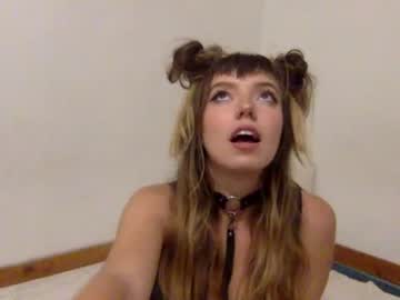 girl
        sweetmissbunny cam image #202568