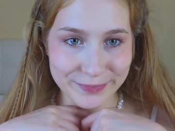 girl
        annikie cam image #1956718