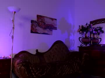 girl
        jessiccaburns cam image #1685007