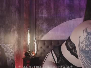 girl
        charlotte_germanotta_ cam image #4321008