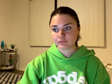 girl
        cassidyyqueen cam image #1159136