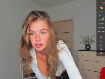 girl
        selfish_ashley cam image #1793221