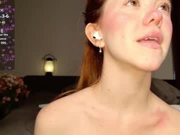 girl
        real_teya cam image #4251415