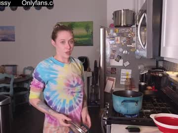 girl
        pr3ttyp1nkpussy cam image #3514233