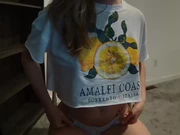 girl
        sunny_days777 cam image #3097804