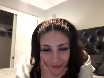 girl
        petite_barbie999 cam image #1335526