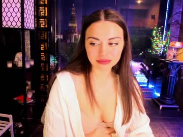 girl
        alma_pearl cam image #747999
