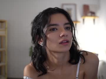 girl
        urcutelinda cam image #3154162