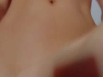 girl
        star_gazing cam image #1815356