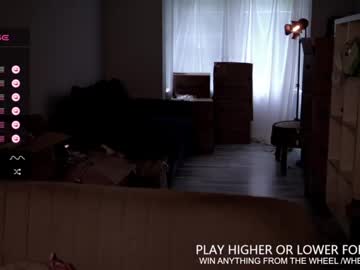 girl
        lucydelovely cam image #1715677